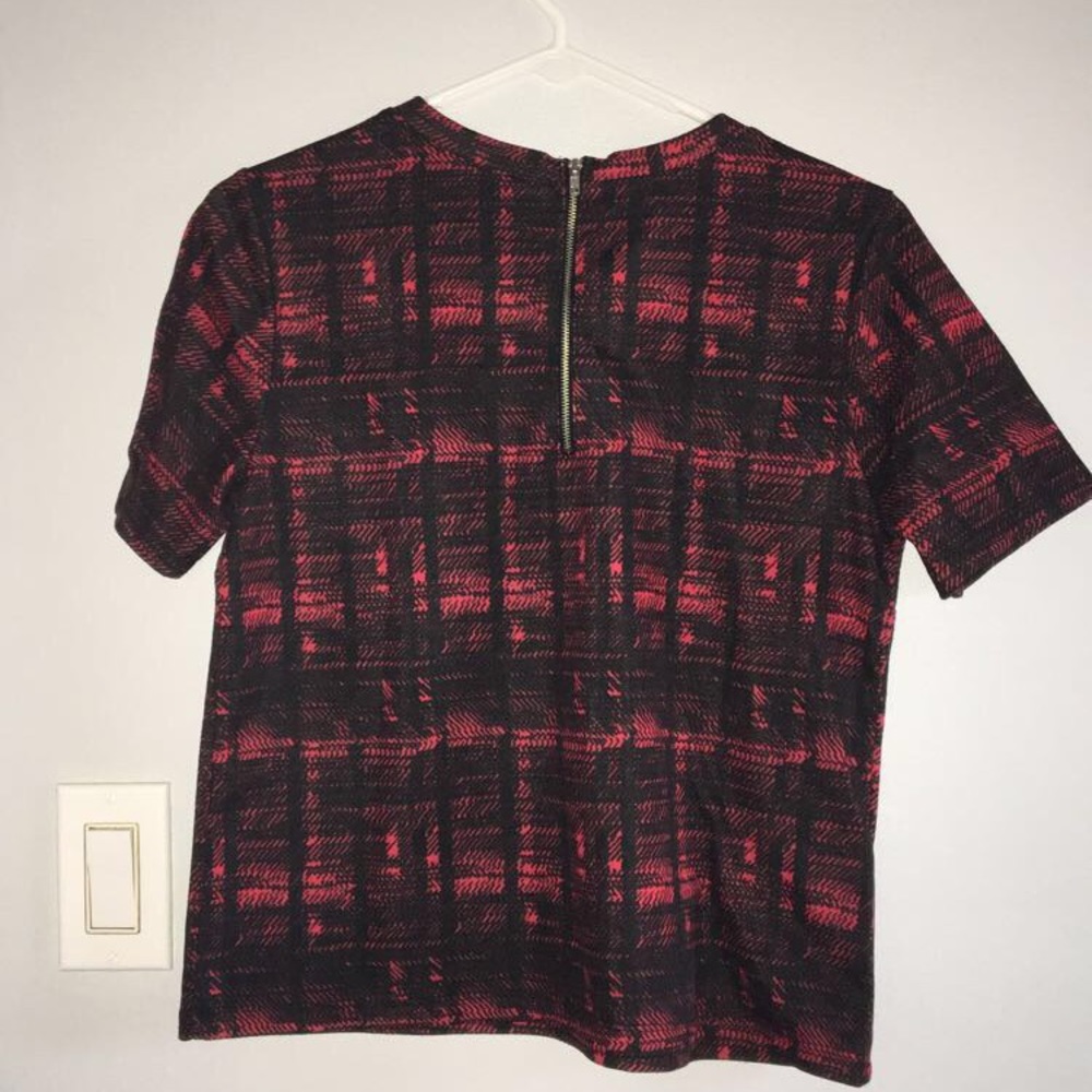 Shirt - Picture 2 of 4